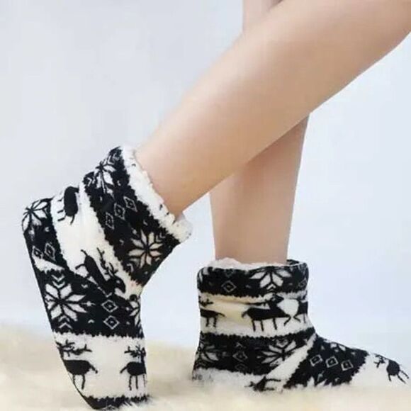🖤 Black Warm Winter Reindeer Ladies Slippers - Picture 1 of 2